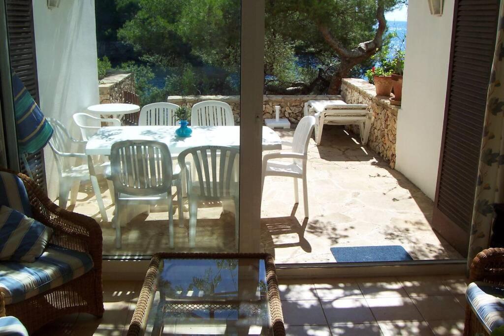 Waterfront Apartment 'Maria'. Pool. Wifi Santanyi Luaran gambar