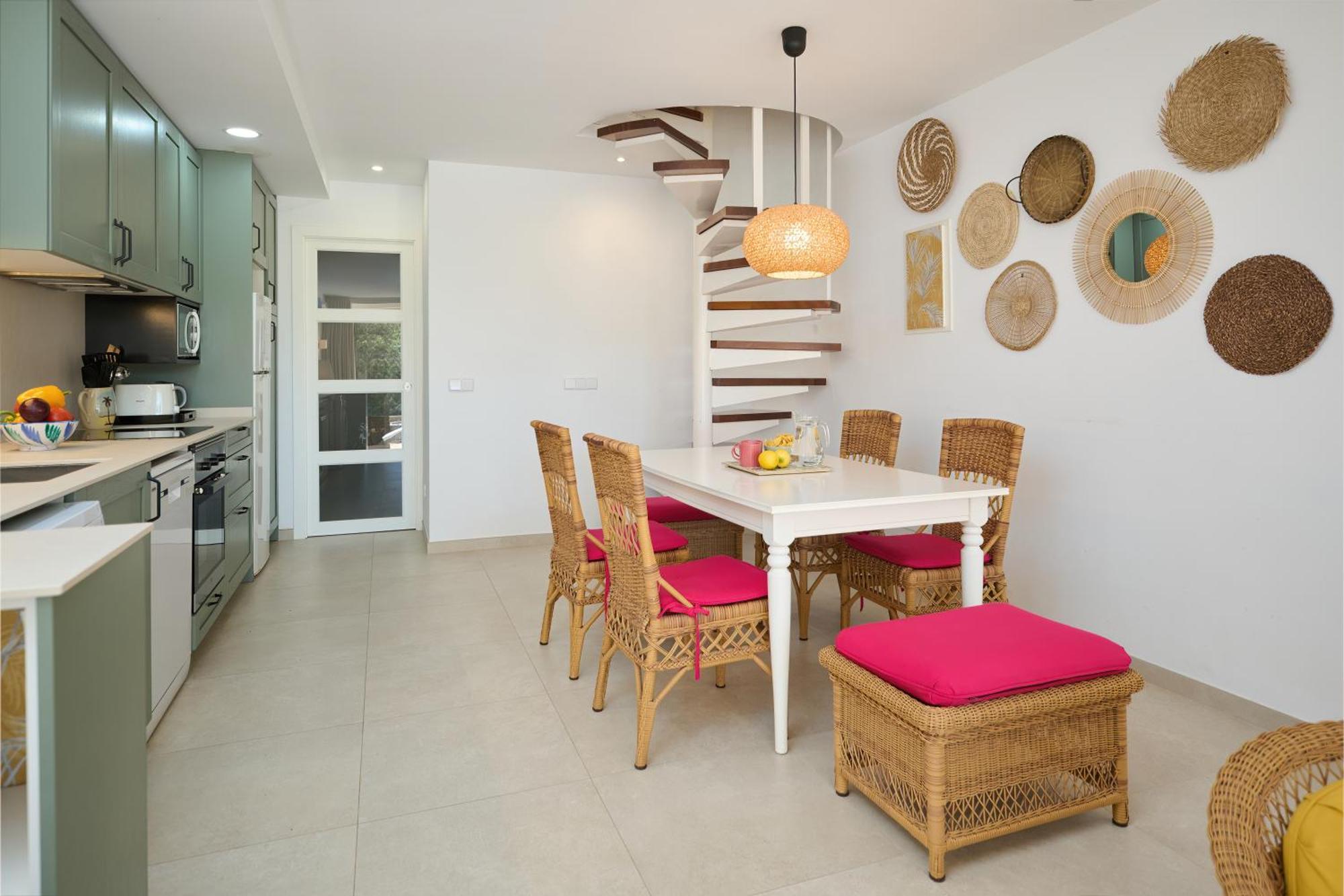 Waterfront Apartment 'Maria'. Pool. Wifi Santanyi Luaran gambar